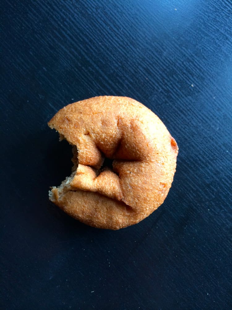 Cold Hollow Apple Cider Donut | The Foodie Dietitian @karalydon