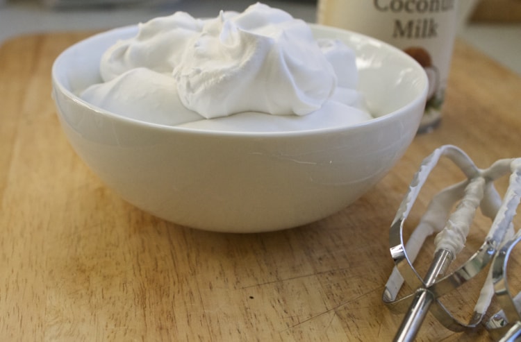 Dairy Free Whipped Cream | The Foodie Dietitian @karalydon