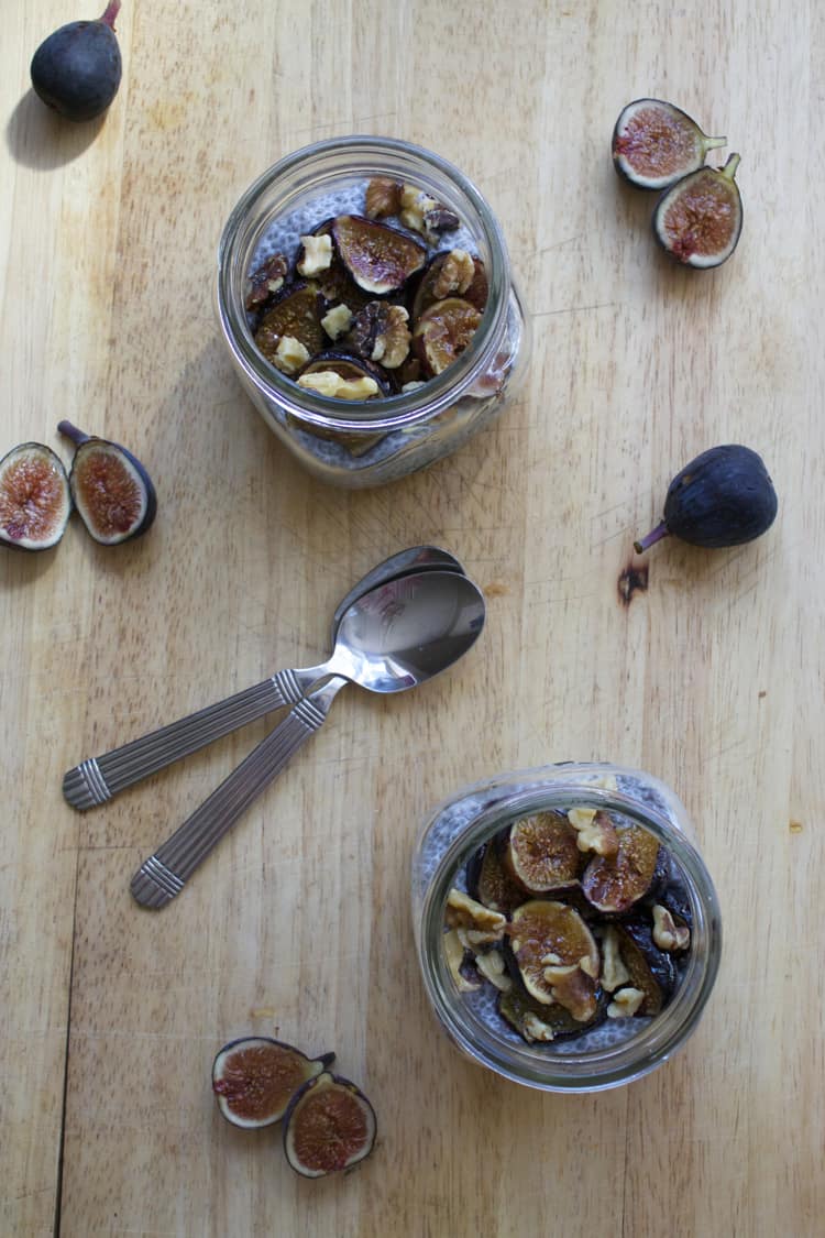 Chia Pudding with Maple-Roasted Figs & Toasted Walnuts | The Foodie Dietitian @karalydon