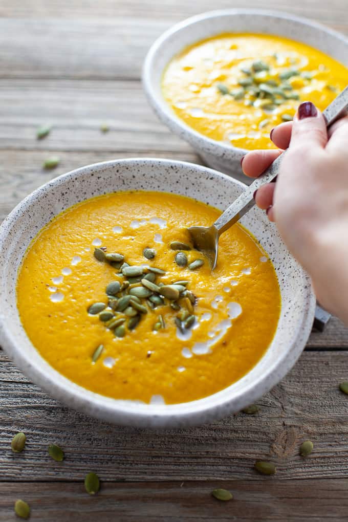 spiced roasted butternut squash soup - easy to make in a blender or on the stovetop!