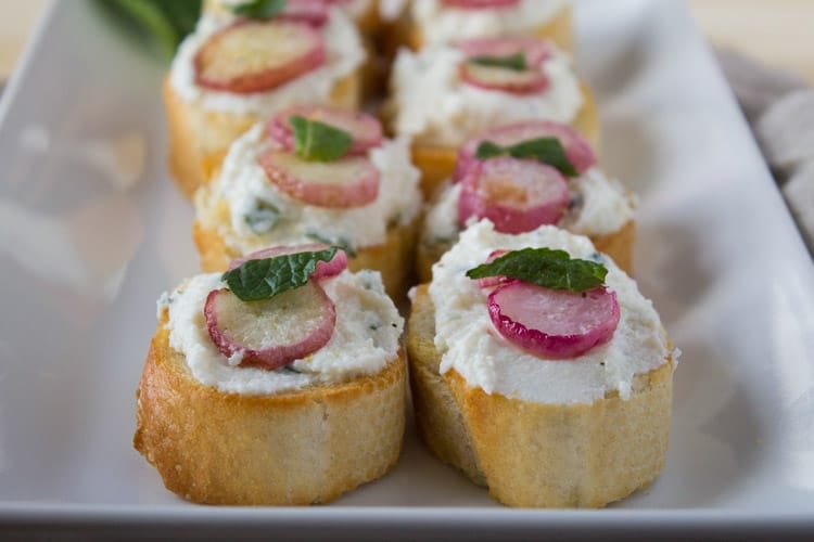 Roasted Radish and Ricotta Crostini | @TheFoodieDietitian 