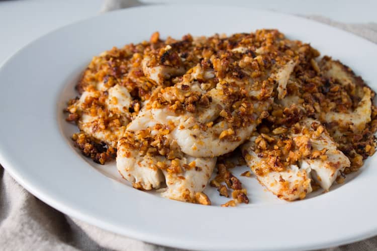 Sriracha Almond Crusted Tilapia - The Foodie Dietitian | Kara Lydon