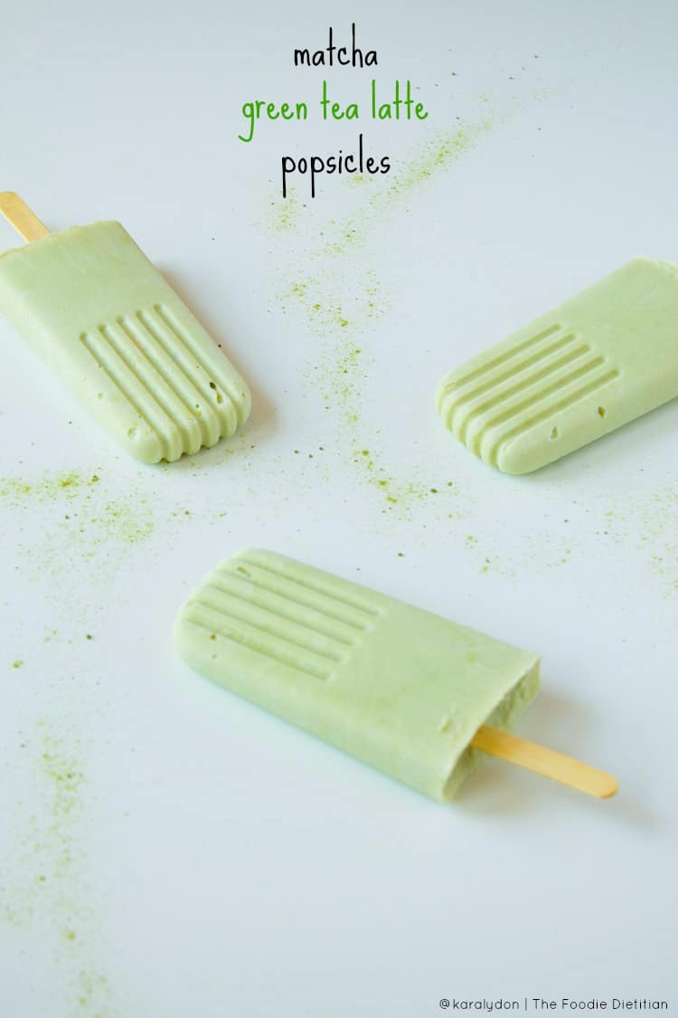 Matcha green tea latte popsicles are the perfect refreshing treat for those hot summer afternoons when you need a little pick-me-up. | @karalydon karalydon.com/blog