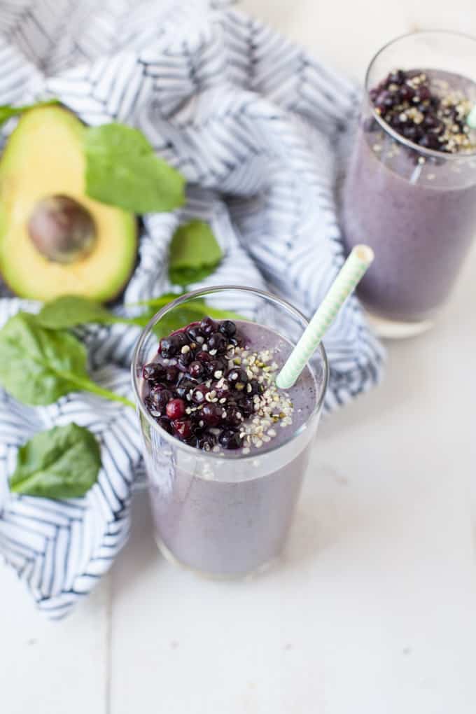 This vegan energy boosting smoothie is packed with nutrients and antioxidants that will give you long-lasting fuel to naturally carry you throughout your day. 