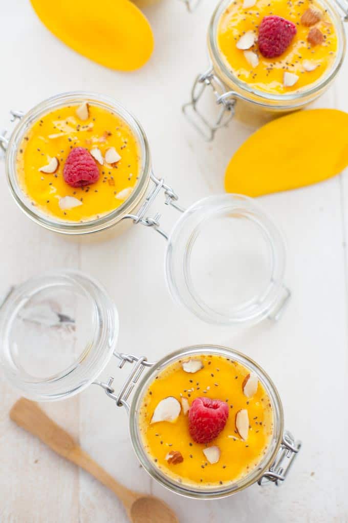 A tropical spiced breakfast that's sure to shake up your morning routine. These mango turmeric overnight oats are packed with over 20 different vitamins, minerals and antioxidants.