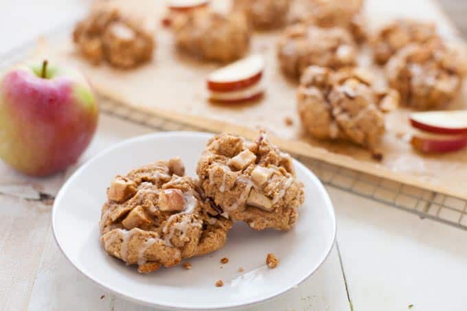 Apple Cinnamon Scuffins - The Foodie Dietitian | Kara Lydon