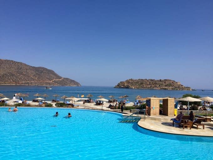 top 10 things to do on your honeymoon in greece. blue palace resort. crete.