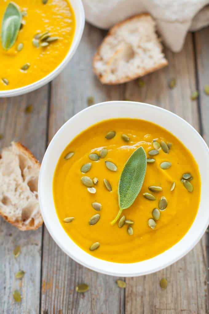 Vegan Turmeric Pumpkin Soup