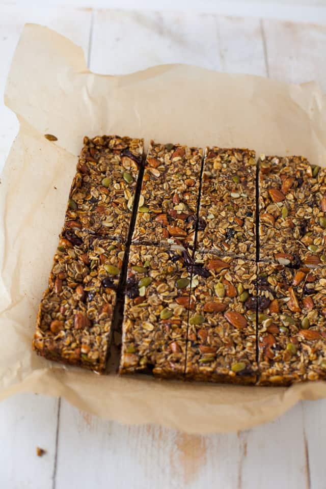 Gingerbread Granola Bars The Foodie Dietitian Kara Lydon