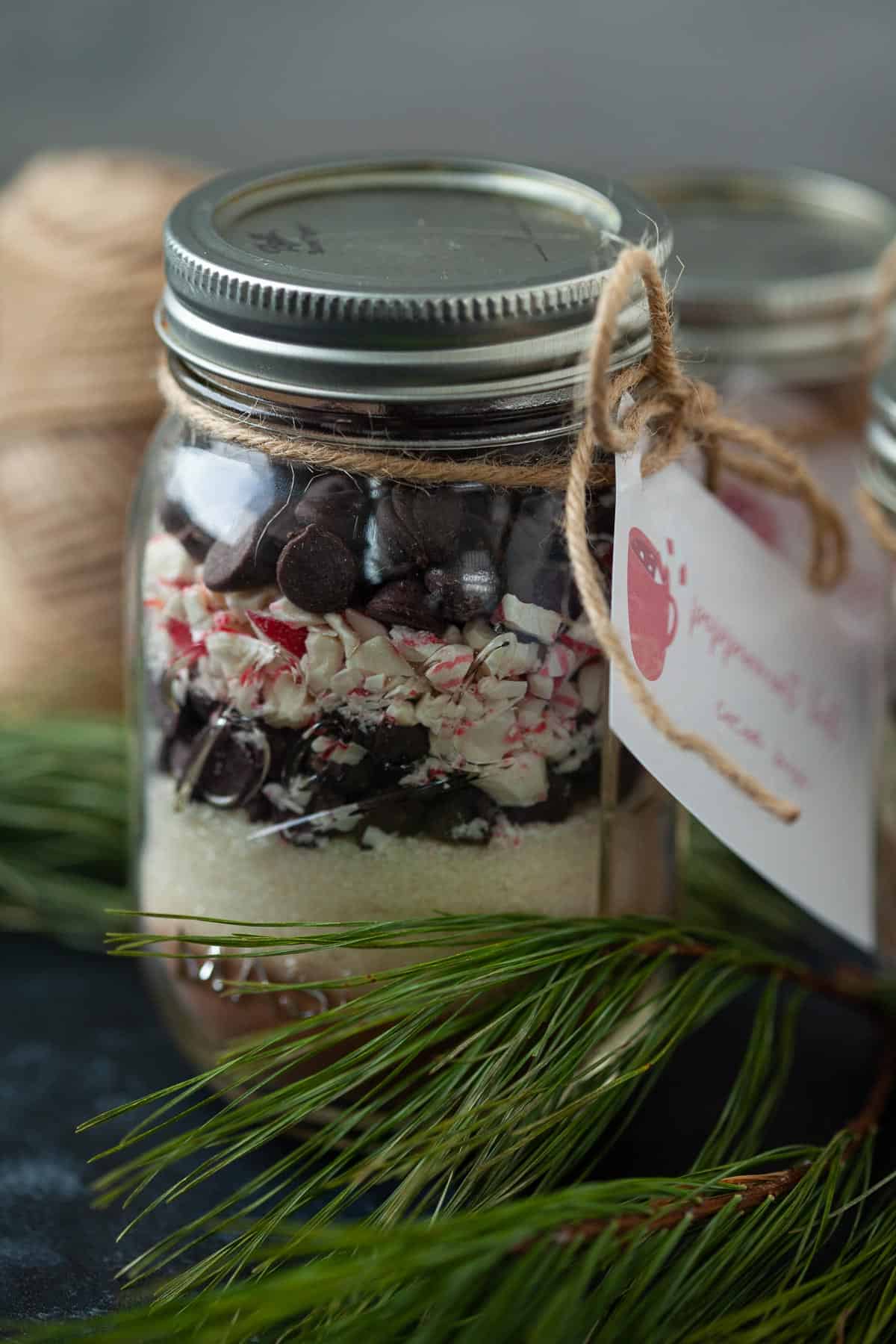 peppermint hot chocolate in a jar