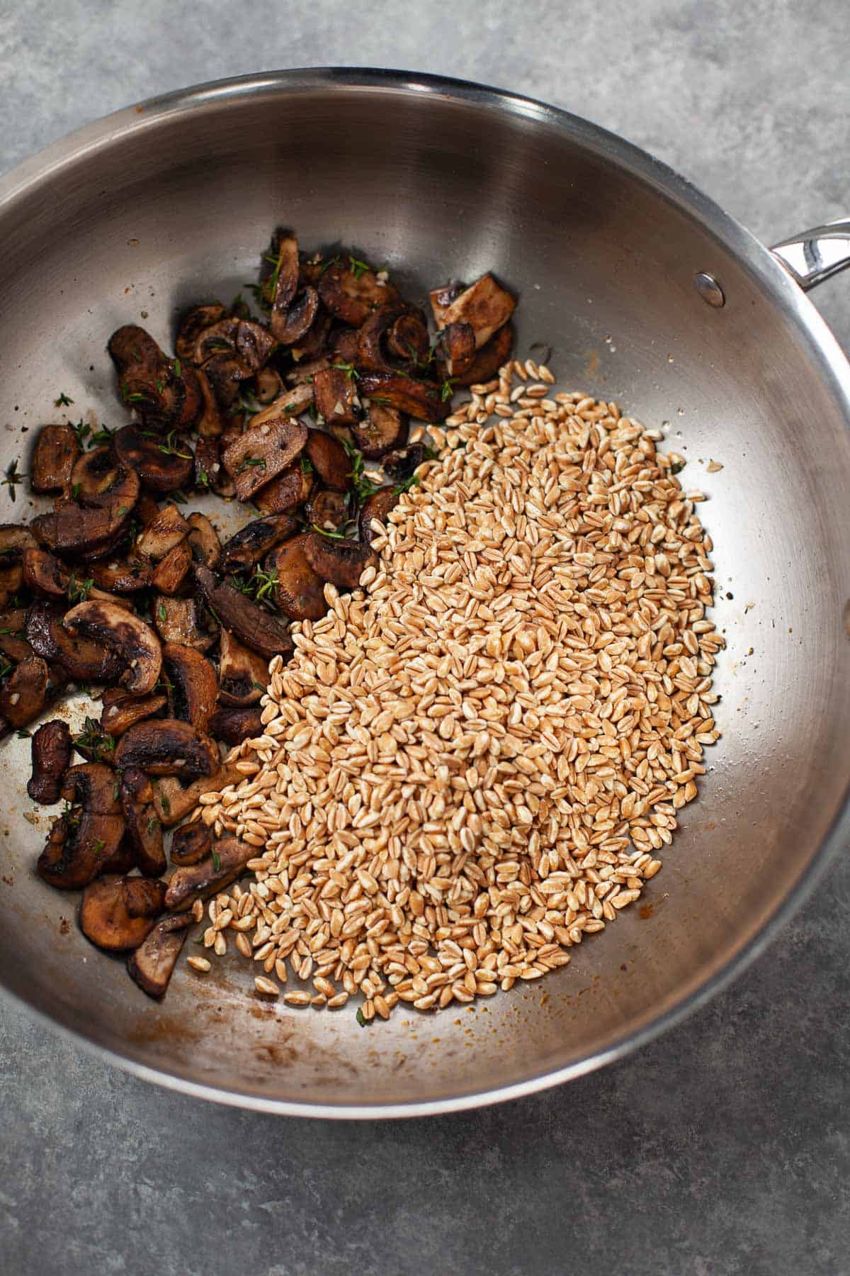 farro ingredients in pan